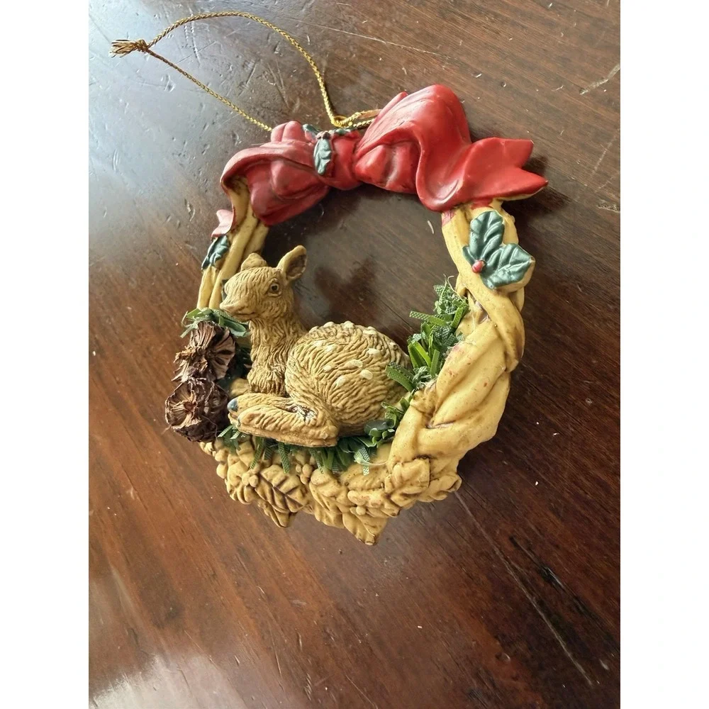 Silvestri Deer Fawn Wreath Ornament Christmas Tree Holiday Red Bow Resin Vintage